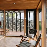 5 House Winery - Perfect Chill